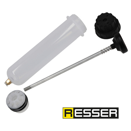 Syringe for suctioning liquids and oil, 500 ml