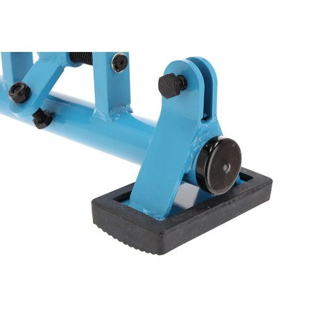 Lever for tensioning swing arms with chain, Resser